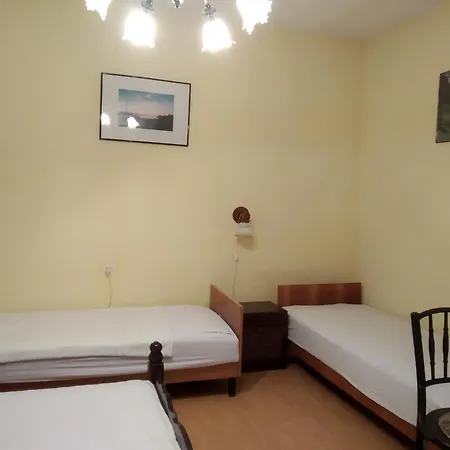 Hutter Vendeghaz بيت ضيافة *