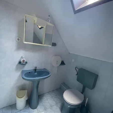 بيت ضيافة Hutter Vendeghaz *