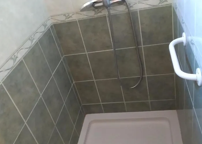 Hutter Vendeghaz Guest house Szantod