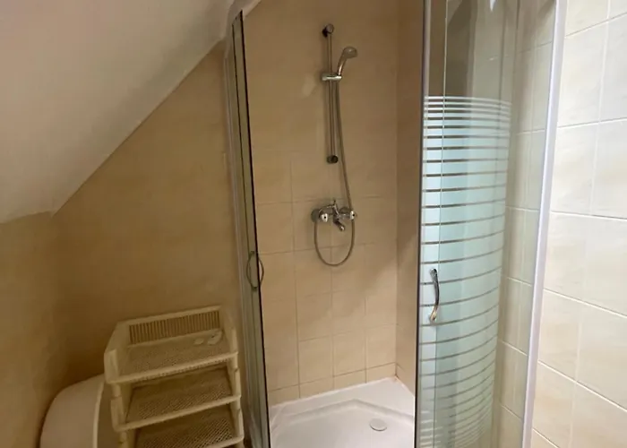 Hutter Vendeghaz Guest house Szantod