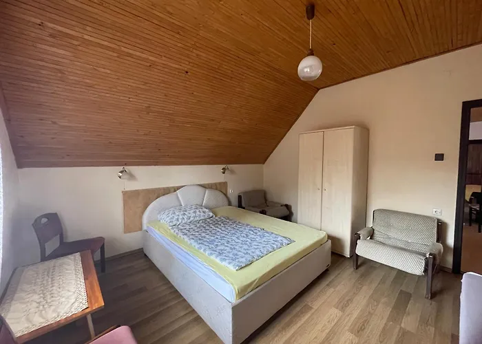 Hutter Vendeghaz Guest house *